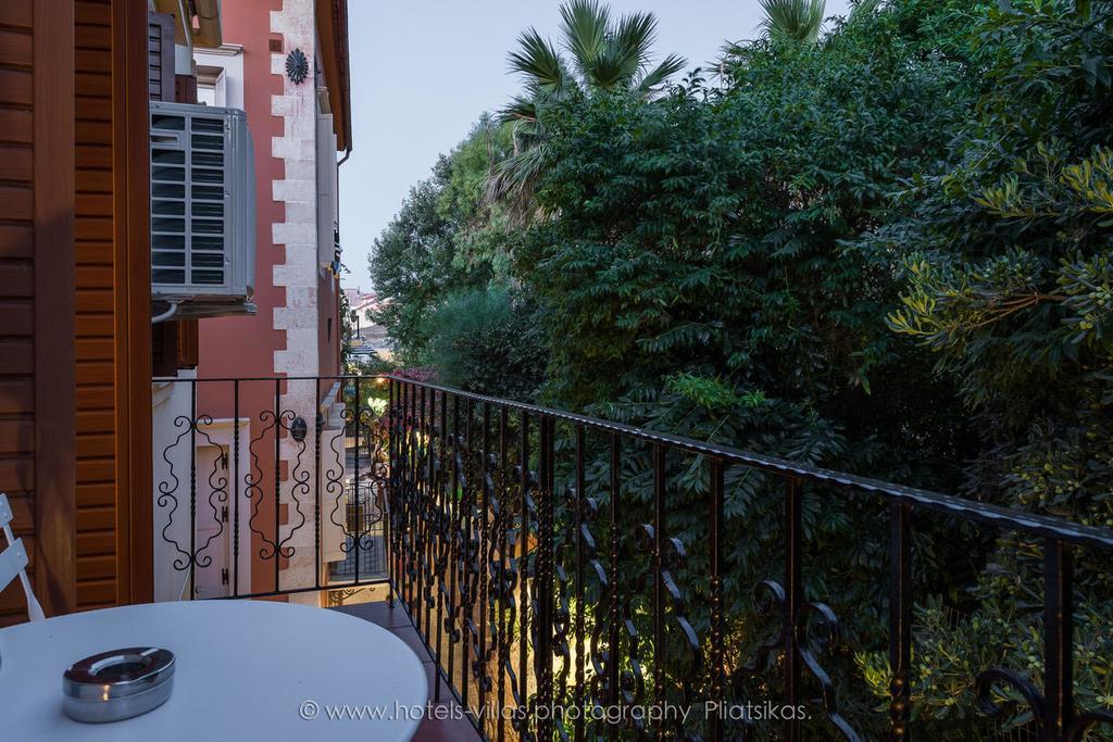 Casa D'Aquila Chrissi Akti Chania Exterior foto